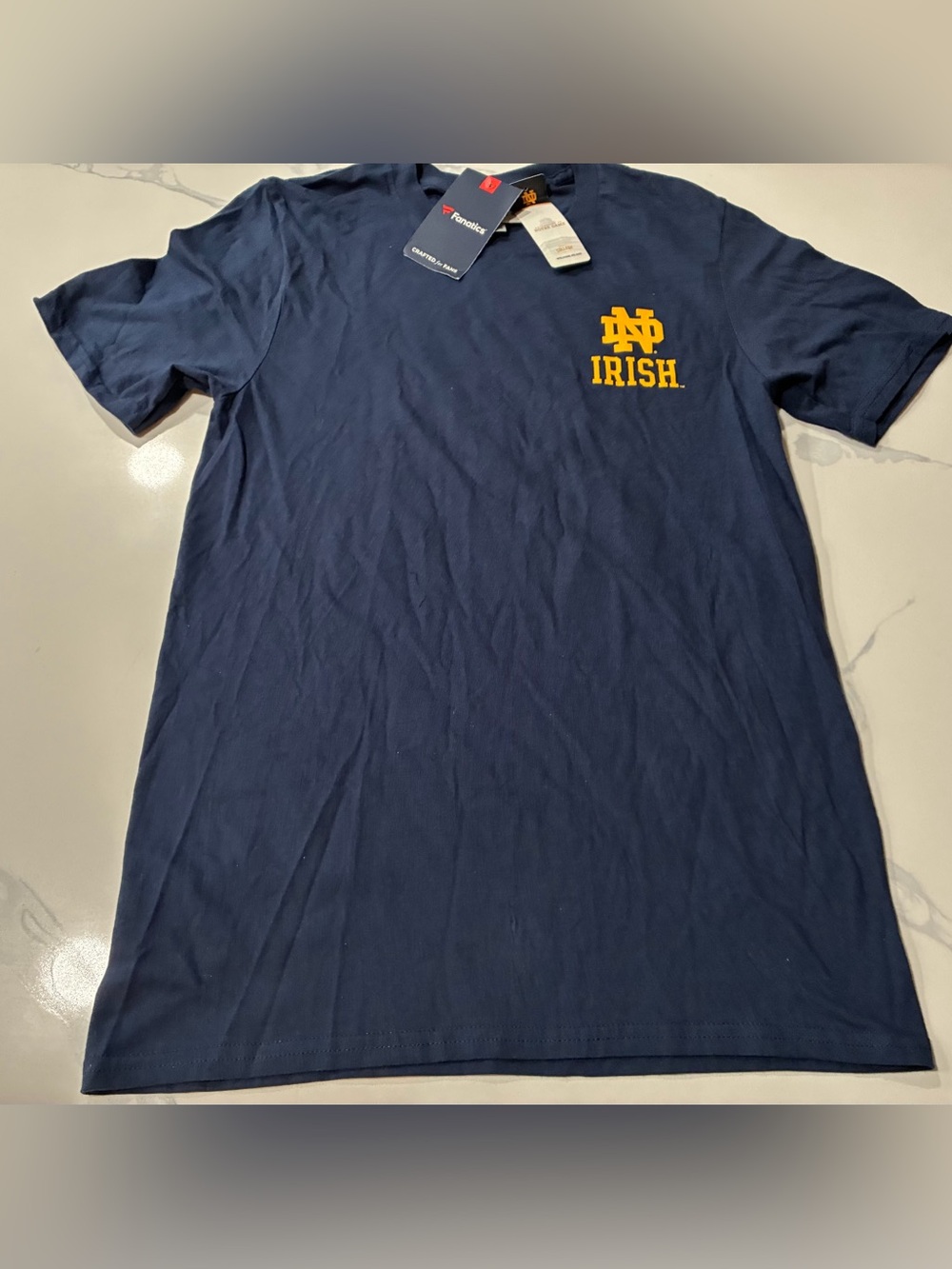 Notre Dame Fighting Irish Men’s Fanatics Shirt (Small) Retails For $30